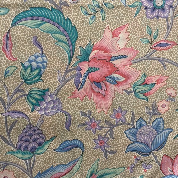 Vintage Set of 2 – Royale Janaco’s No Iron Luxury Queen Floral Print Pillowcases - Picture 3 of 6